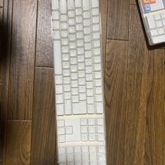 Apple キーボード　ワイヤレス　フルサイズ