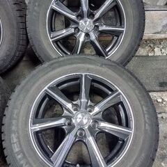 Lofida(ロフィーダ)XT7ホイール(冬タイヤ付き)