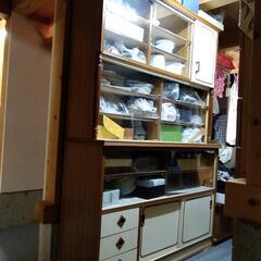 ０円家具!食器棚