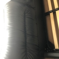 （値下げ）ニトリ組み立て式セミダブルベッド譲ります