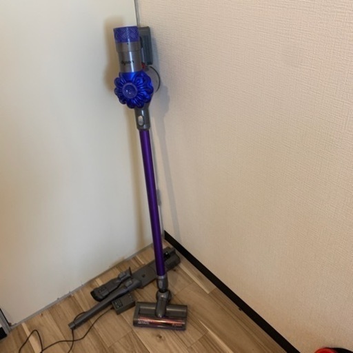 奥様の憧れDyson V6 OH 清掃済み バッテリー新品でこの値段❗️Dyson purple