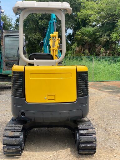 竹内 TB20R 2トンクラス 4wayマルチ 全塗装済 ブレーカー配管 往復配管