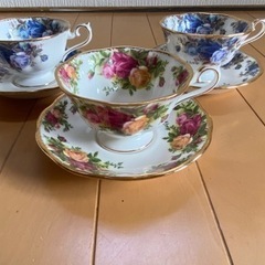ロイヤルアルバート ROYAL ALBERT カップ＆ソーサー 3客