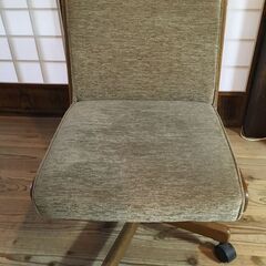 浜本工芸　ファブリック＋木製　回転椅子