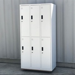 美品！6人用◇スチールロッカー◇残1台◇鍵付き◇ホワイト◇業務用◇K87