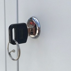 美品！6人用◇スチールロッカー◇残1台◇鍵付き◇ホワイト◇業務用◇K87