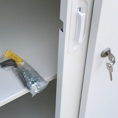 美品！オフィスキャビネット◇事務用◇スチール書庫◇書棚◇ホワイト◇K89