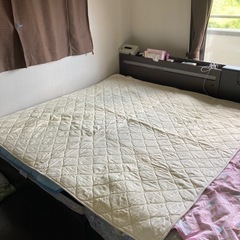シングルベッドを２つ合わせたサイズの敷きパッド