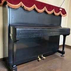アトラス　アップライトピアノ