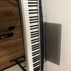 電子ピアノ　CASIO Privia PX-100