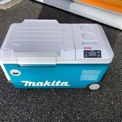 マキタ充電式保冷温庫　40Vmax本体のみ