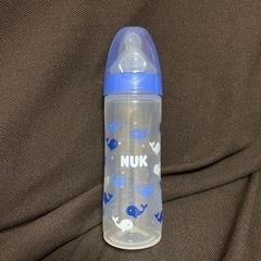 NUK 哺乳瓶