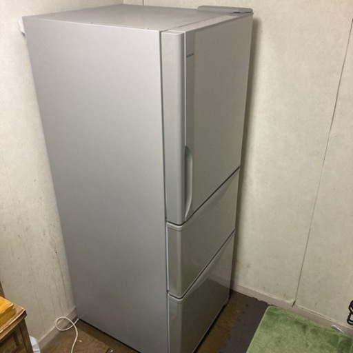 【お取引中】出品変更しました HITACHI 冷蔵庫と洗濯機 6800円