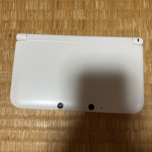 3DSLL 任天堂　ホワイト　ソフト3本付き