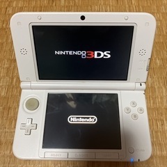 3DSLL 任天堂　ホワイト　ソフト3本付き