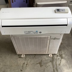 富士通 ルームエアコン 2.2kw 6〜8畳 AS-J22A-W 2011年製