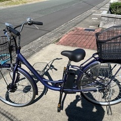 電動自転車 後ろかご、空気入れ、ロック付き