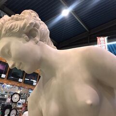 【愛品館八千代店】湯浴みするヴィーナス　等身大石膏像
