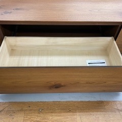 飛騨の家具メーカーKASIWA(柏木工)よりナラ材 MV43テレビボードです 