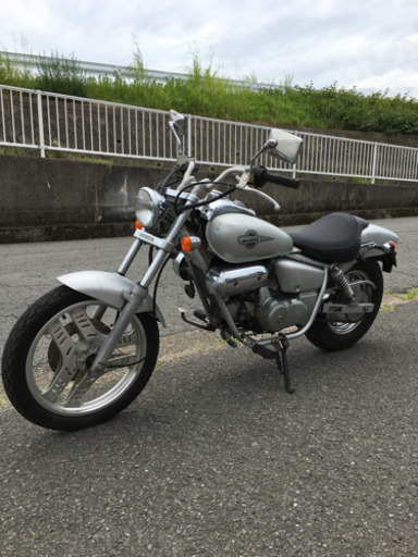 ホンダ　マグナ50    書類付実働ベース車