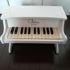 白いピアノ  
