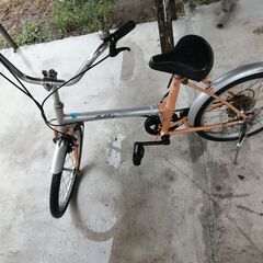 折りたたみ自転車　　