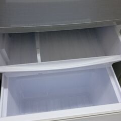 下が冷凍室タイプの）シャープ 2ドア冷蔵庫137L 2019年製 SJ-D14E