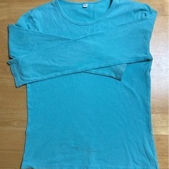 (16)　長袖Tシャツ　Lサイズ　（3枚購入なら 3枚で120円）
