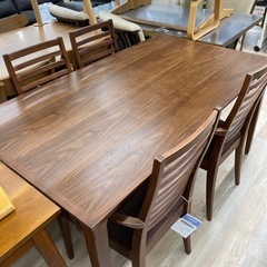 秋田木工のダイニング5点セットです.