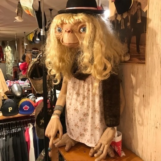 E.T. 等身大プロップレプリカ