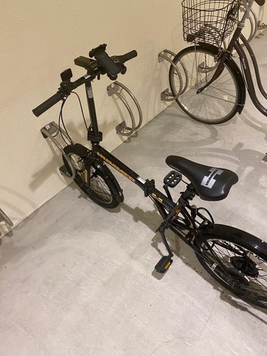 〔22日まで購入希望者は値下げします！〕ハマー折り畳み自転車〔前方・後方ライト付き、固定携帯パッド付き〕