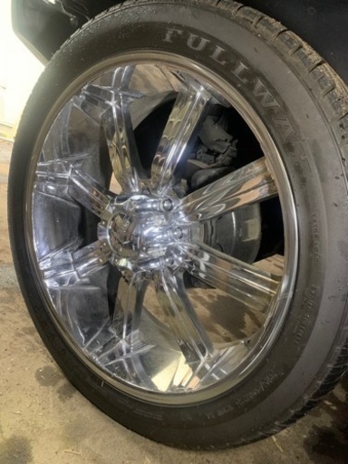 ハマー H2 26インチ 10J ４本セット 315/40r26直接引き取り限定