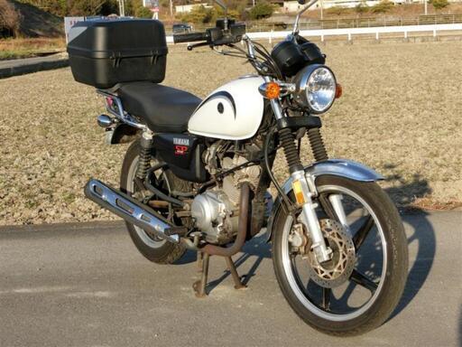 ヤマハ YB125SP ホワイト 1万8000キロ