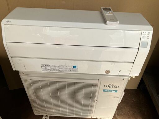 ☆中古ー今年在庫処分中！値下げ中！【会員価格￥19,000】FUJITSU　2.2kwルームエアコン　家電　2017年製　AS-C22G-W型　【BH109】