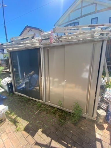 商談中　倉庫　3つあります　各2万円