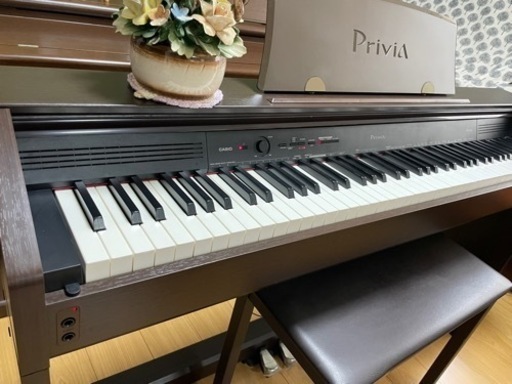 電子ピアノCASIO PX-760BN Privia 88鍵盤 イス付き | matelaranjeiras