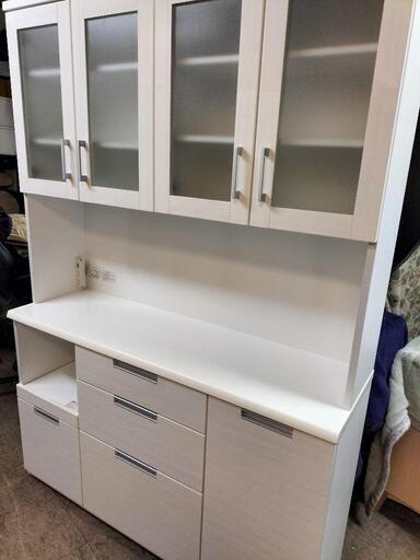 ニトリ（NITORI)　キッチンレンジボード　ダリア ホワイト 幅140cm 食器棚 ホワイト USED品