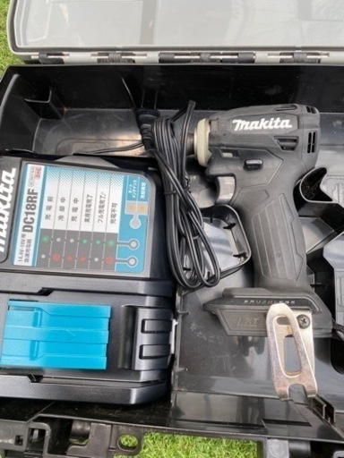 マキタ　インパクトドライバー　TD172D  makita 充電ドライバー