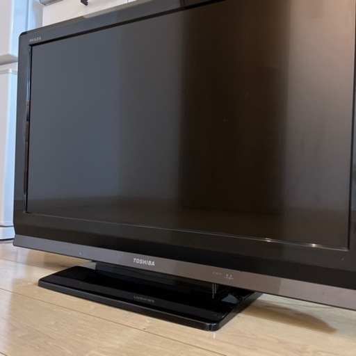 TOSHIBA REGZA 32インチ　液晶テレビ