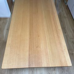 [ほぼ新品,2022年8月1日納品物,値相談可,在庫無し品】　NAGNO INTERIOR(ナガノインテリア) REAL DT601 ホワイトオーク無垢材 ダイニングテーブル。幅165×奥行85×高さ70cm　参考価格約188760円、値段は時期によって変動することがあります