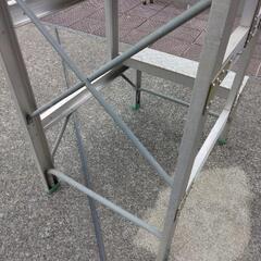 取引中【値下げ】アルミ3段踏台