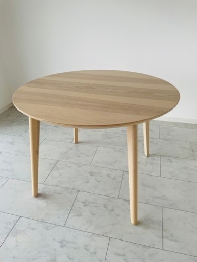 美品IKEA ラウンドテーブルと椅子のセット(椅子3脚)