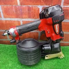 マキタ makita AN711H 高圧エア釘打機【野田愛宕店】【店頭取引限定】【中古】管理番号：ITV0WBL0IKDQ