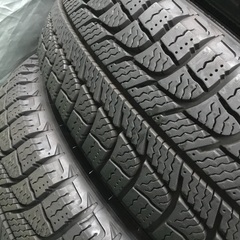 スタッドレスタイヤ　４本　ミシュラン