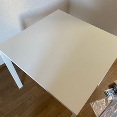 IKEAダイニングテーブル　白　