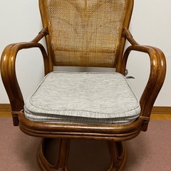 中古　籐の座椅子