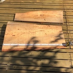 木板(皮付き) 棚.テーブル.DIYなど