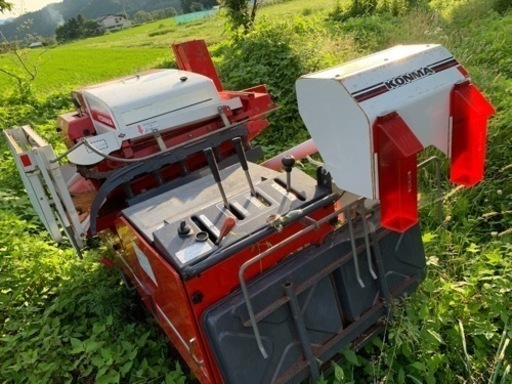 ハーベスター▲ディーゼルエンジン！クボタ！コンマ！発動機！脱穀機！