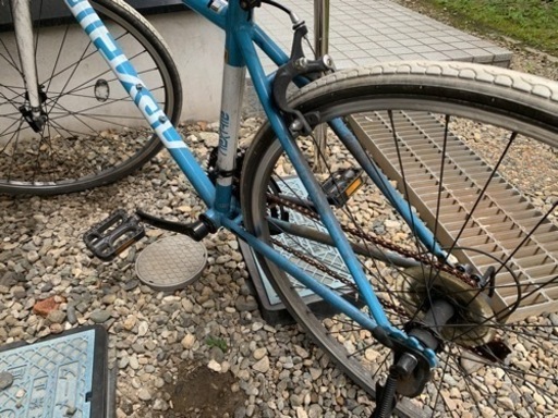 自転車 クロスバイク 21段変速の通販はau PAY マーケット - 輸入雑貨の 