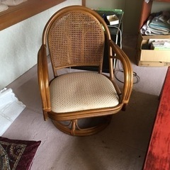座椅子　　０円